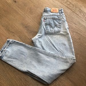 Levi’s 550 Classic Relaxed Tapered Red Tab  12L